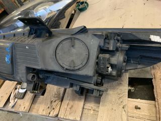 bontott KIA CARENS Jobb Fényszóró