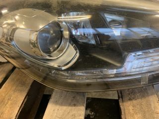 bontott KIA CARENS Jobb Fényszóró