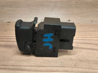 bontott KIA CARENS Jobb hátsó Ablakemelő Kapcsoló