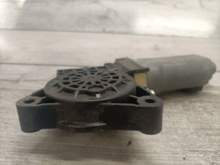 bontott KIA CARENS Jobb hátsó Ablakemelő Motor