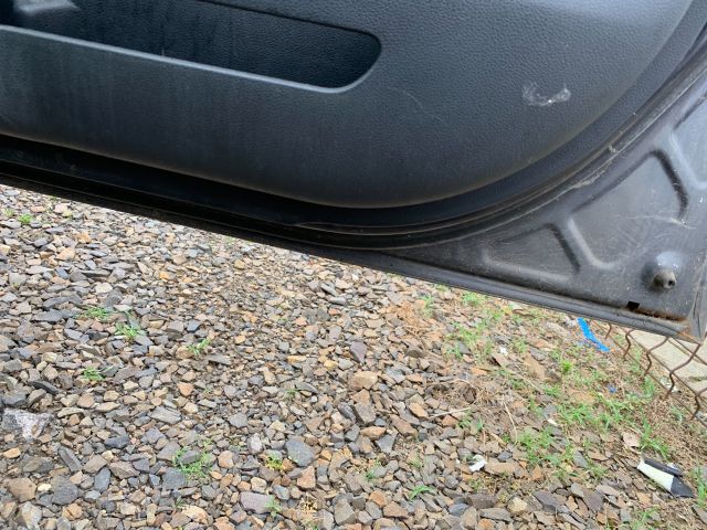 bontott KIA CARENS Jobb hátsó Ajtó Kárpit