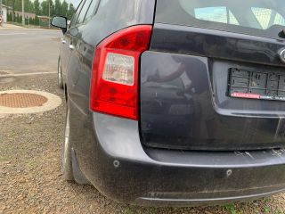 bontott KIA CARENS Jobb hátsó Ajtó (Részeivel)