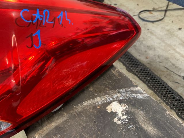 bontott KIA CARENS Jobb Hátsó Lámpa