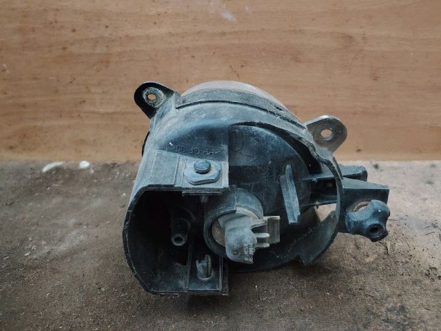 bontott KIA CARENS Jobb Ködfényszóró