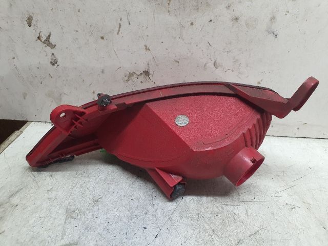 bontott KIA CARENS Jobb Ködzárófény