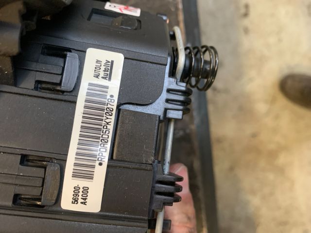 bontott KIA CARENS Kormánylégzsák