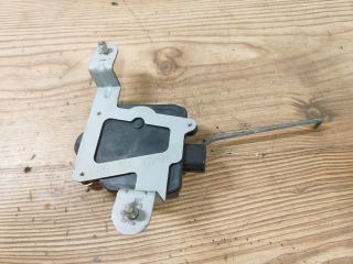 bontott KIA CARENS Központizár Motor Csomagtérajtó