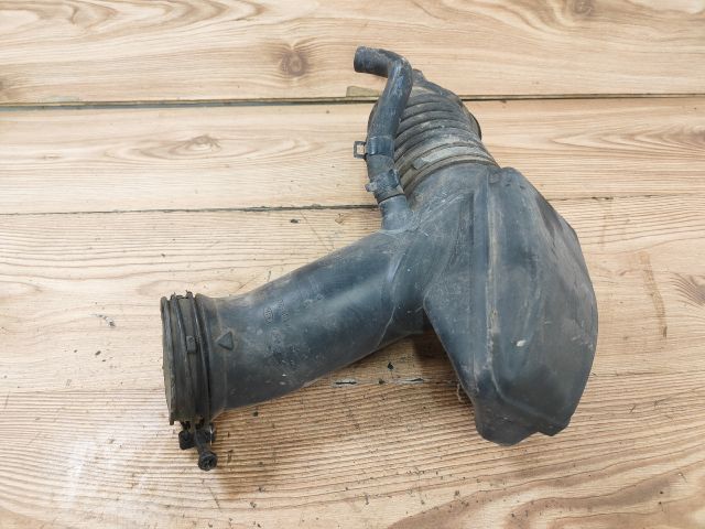 bontott KIA CARENS Légbeömlő