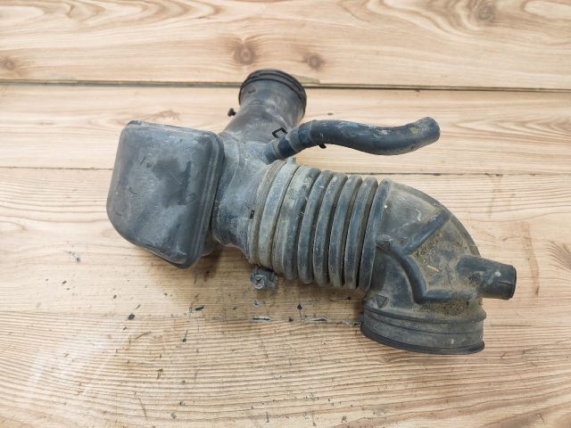 bontott KIA CARENS Légbeömlő