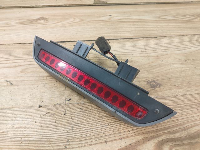 bontott KIA CARENS Pótféklámpa