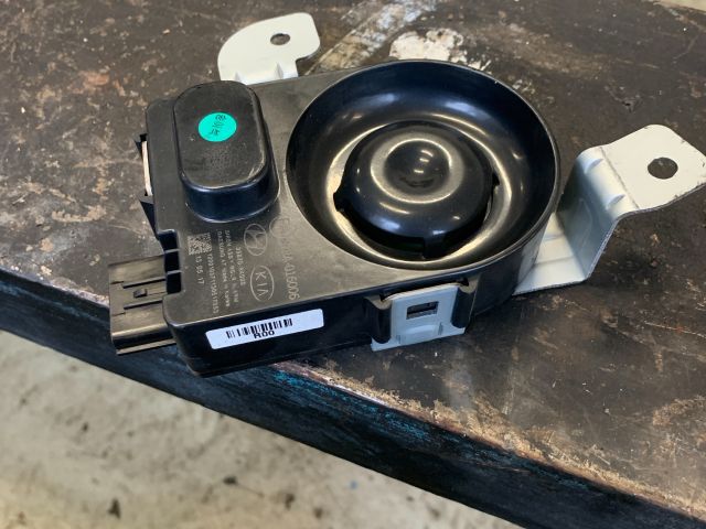 bontott KIA CARENS Riasztó Hangszóró