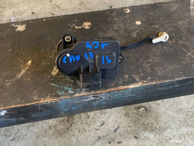 bontott KIA CARENS Szívósor Elektronika