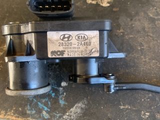 bontott KIA CARENS Szívósor Elektronika