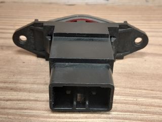 bontott KIA CARENS Vészvillogó Kapcsoló