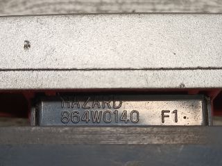 bontott KIA CARENS Vészvillogó Kapcsoló