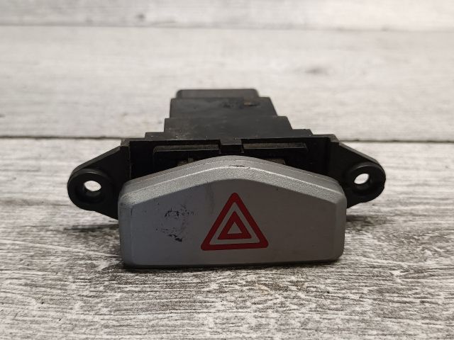 bontott KIA CARENS Vészvillogó Kapcsoló