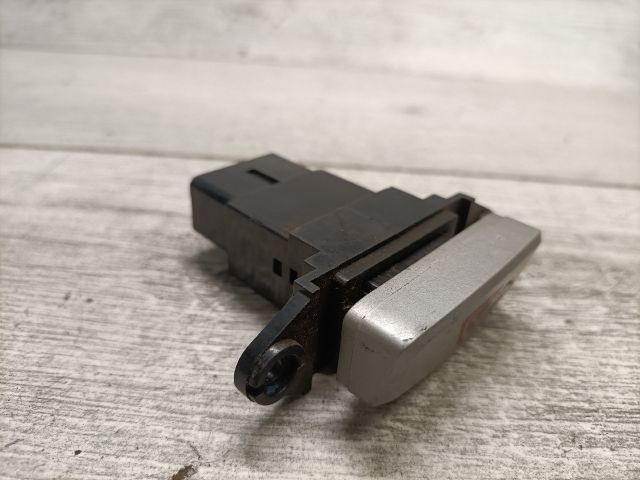 bontott KIA CARENS Vészvillogó Kapcsoló