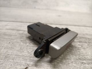 bontott KIA CARENS Vészvillogó Kapcsoló