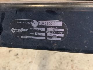 bontott KIA CARENS Vonóhorog