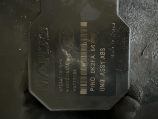 bontott KIA CARNIVAL ABS Kocka