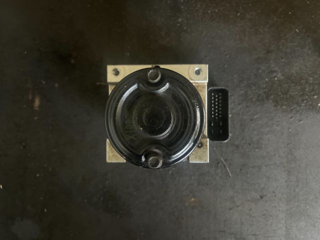 bontott KIA CARNIVAL ABS Kocka