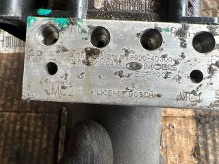 bontott KIA CARNIVAL ABS Kocka