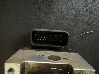 bontott KIA CARNIVAL ABS Kocka