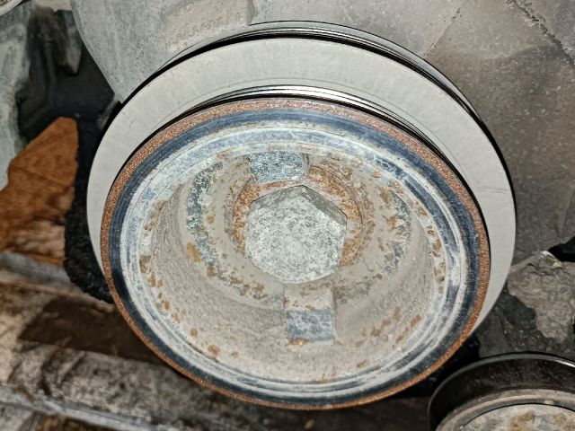 bontott KIA CARNIVAL Főtengely Szíjtárcsa