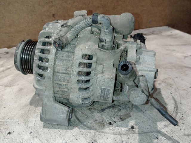 bontott KIA CARNIVAL Generátor