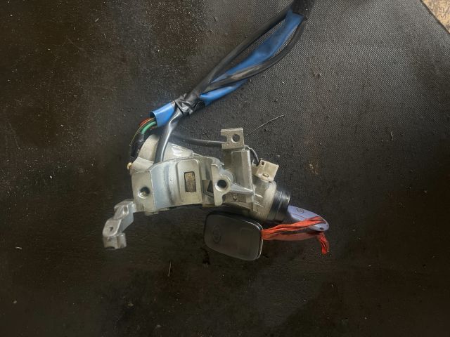 bontott KIA CARNIVAL Gyújtáskapcsoló