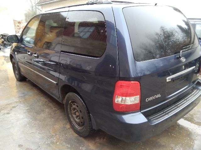 bontott KIA CARNIVAL Leömlő (Soros)