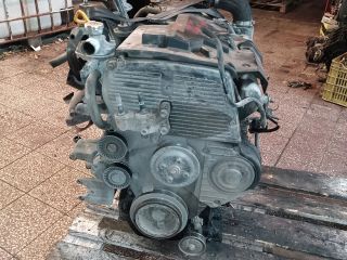 bontott KIA CARNIVAL Motor (Fűzött blokk hengerfejjel)