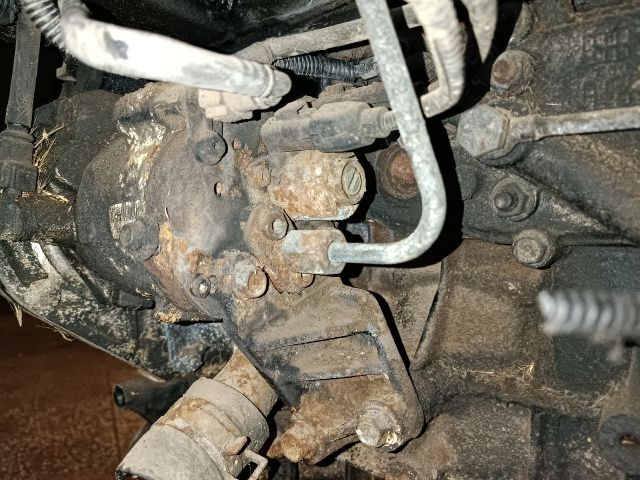 bontott KIA CARNIVAL Nagynyomású Szivattyú