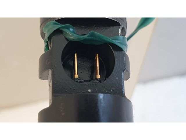 bontott KIA CARNIVAL Porlasztó (1 db)