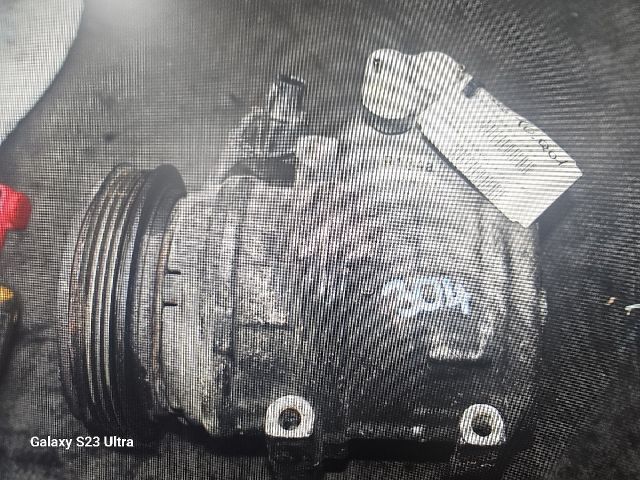 bontott KIA CARNIVAL Klímakompresszor