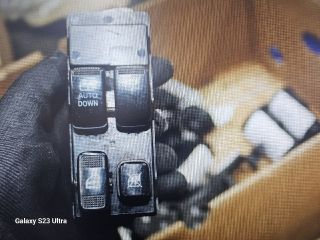 bontott KIA CARNIVAL Bal első Ablakemelő Kapcsoló