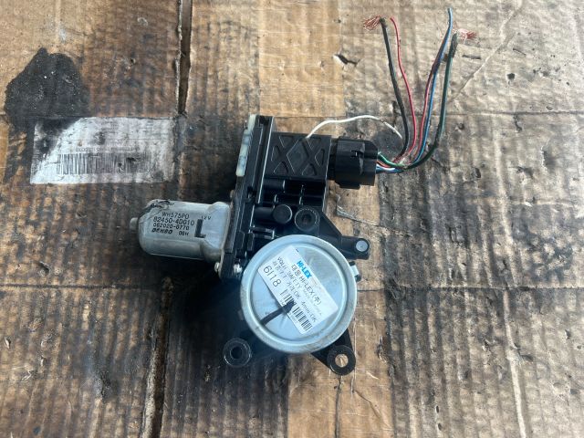 bontott KIA CARNIVAL Bal első Ablakemelő Motor