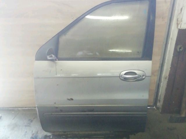 bontott KIA CARNIVAL Bal első Ajtó (Üres lemez)