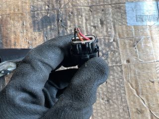 bontott KIA CARNIVAL Bal első Külső Kilincs