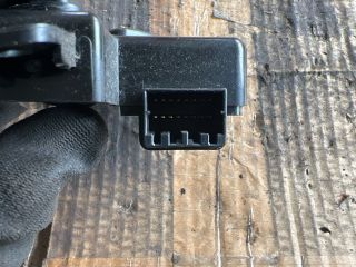 bontott KIA CARNIVAL Bal első Ülés Állító Motor