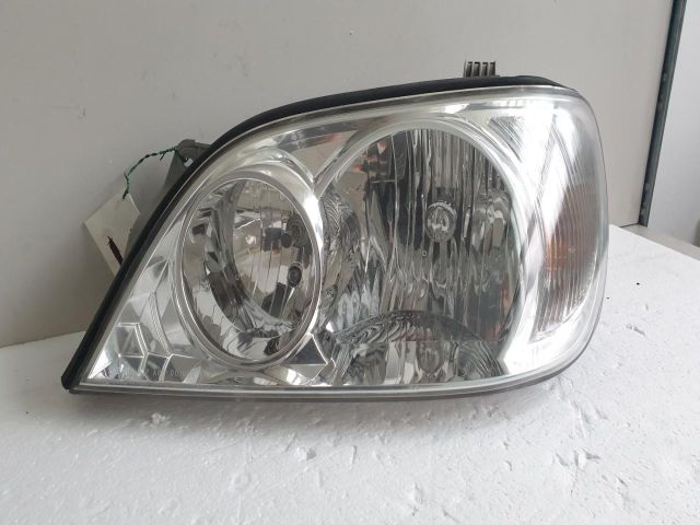 bontott KIA CARNIVAL Bal Fényszóró