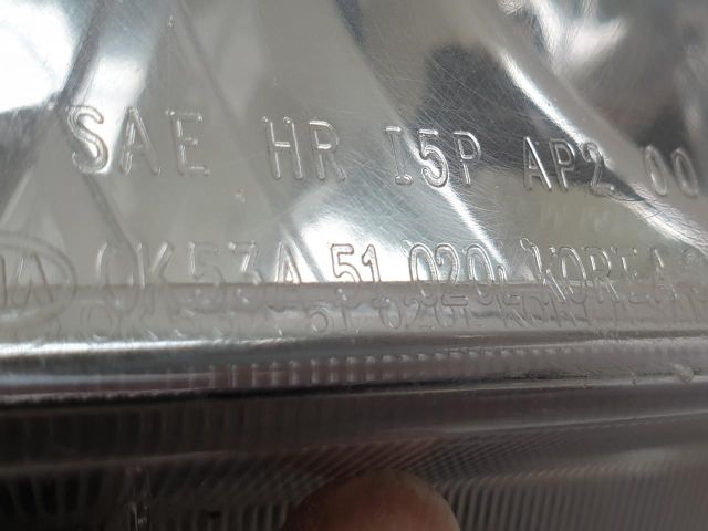 bontott KIA CARNIVAL Bal Fényszóró