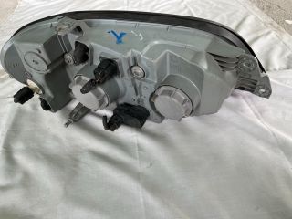 bontott KIA CARNIVAL Bal Fényszóró