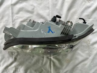 bontott KIA CARNIVAL Bal Fényszóró