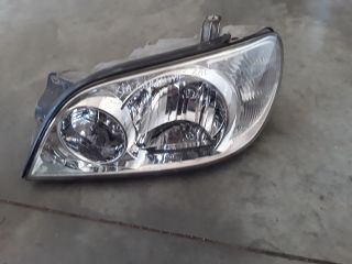 bontott KIA CARNIVAL Bal Fényszóró