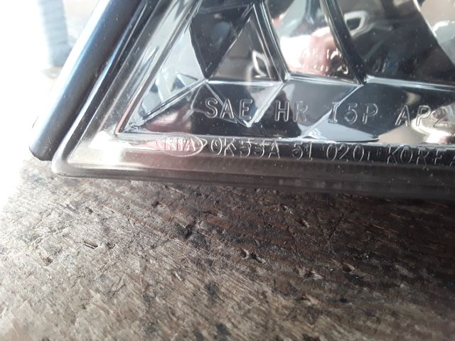 bontott KIA CARNIVAL Bal Fényszóró