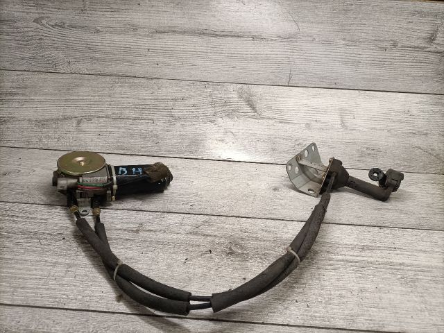 bontott KIA CARNIVAL Bal hátsó Ablakemelő Motor