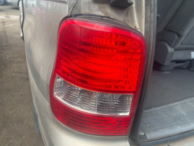 bontott KIA CARNIVAL Bal Hátsó Lámpa