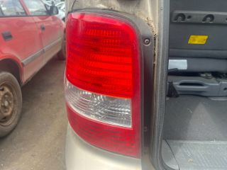 bontott KIA CARNIVAL Bal Hátsó Lámpa