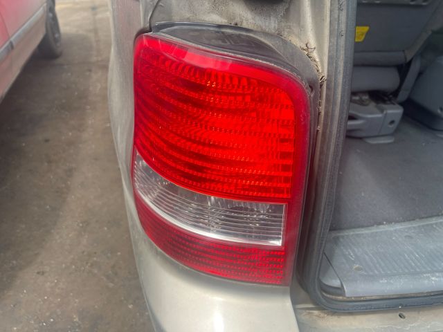 bontott KIA CARNIVAL Bal Hátsó Lámpa